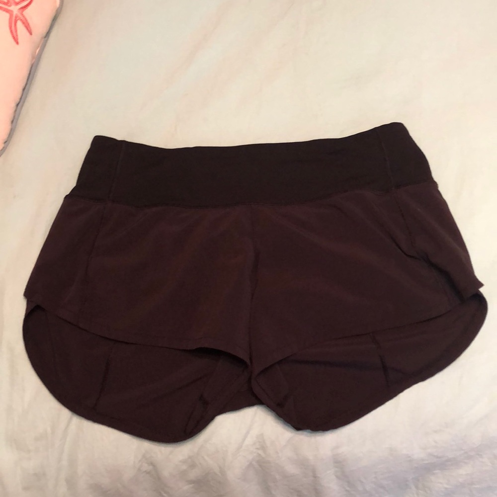 Black Lulu lemon shorts 2.5”